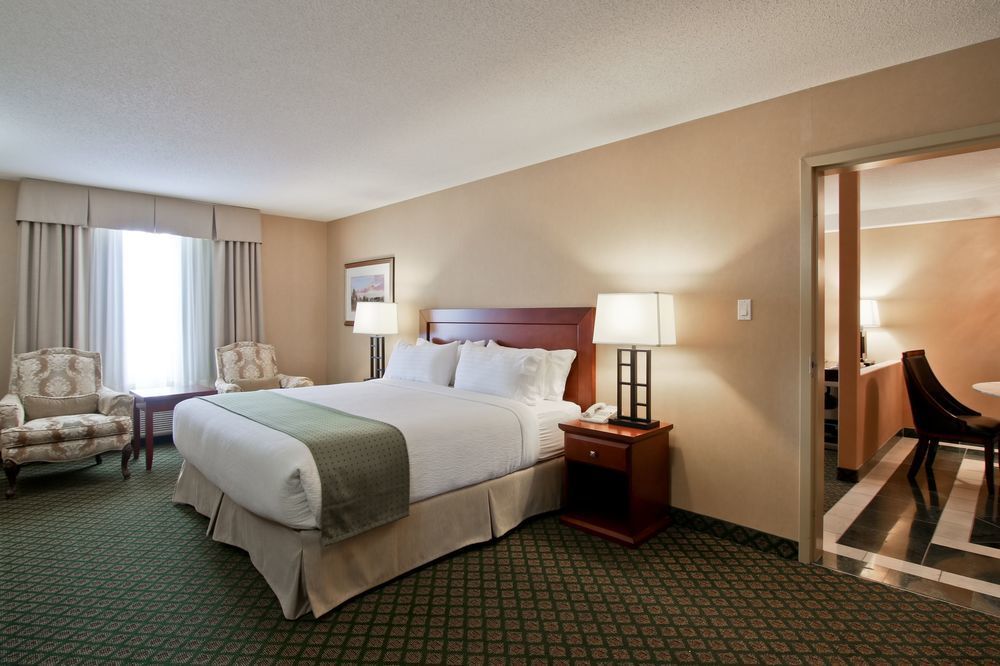 Clarion Hotel & Conference Centre Sherwood Park Exterior foto